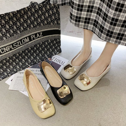 Hot-selling new flat shoes