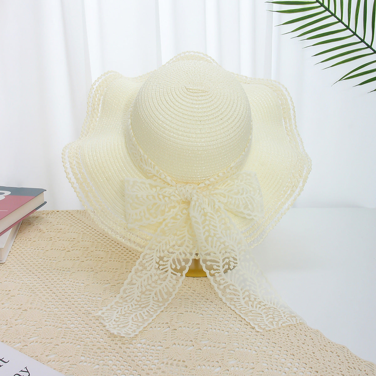 Sombrero de paja ondulado con flores para mujer para verano 