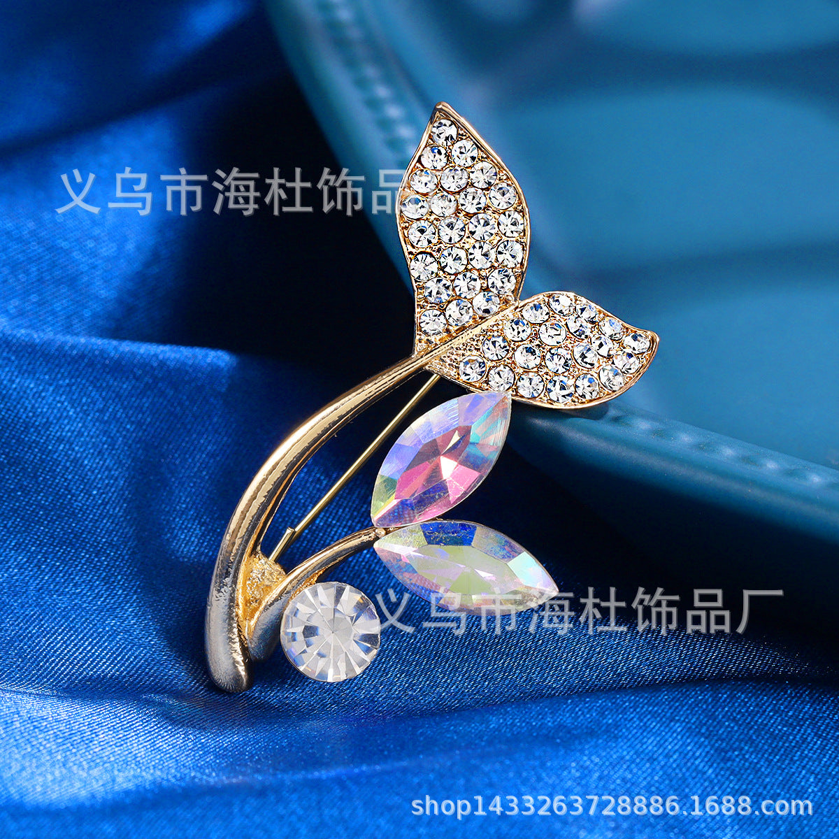 High-end mermaid tail brooch