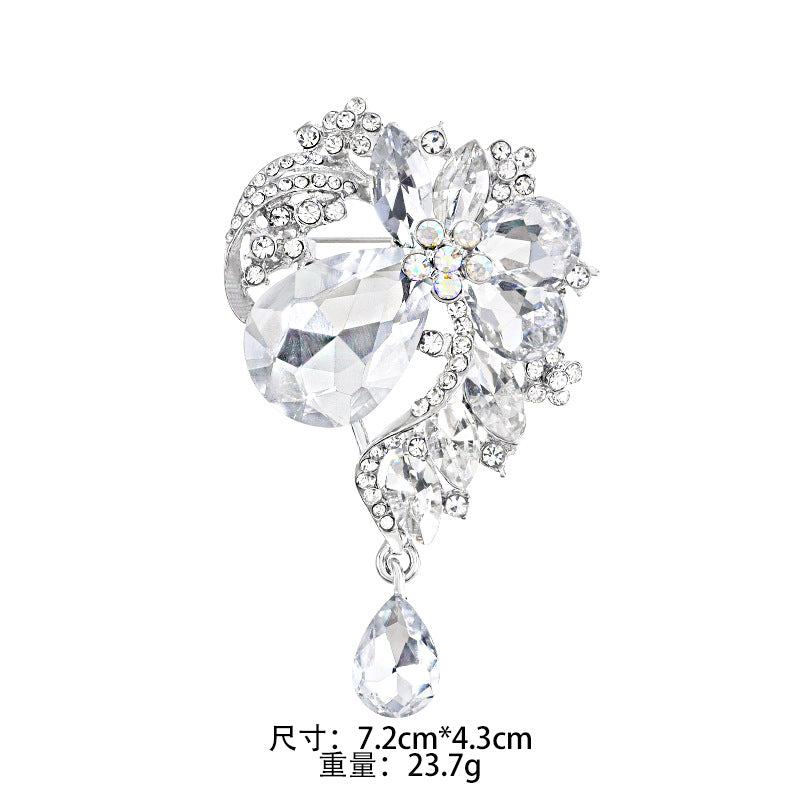 Crystal glass brooch bouquet