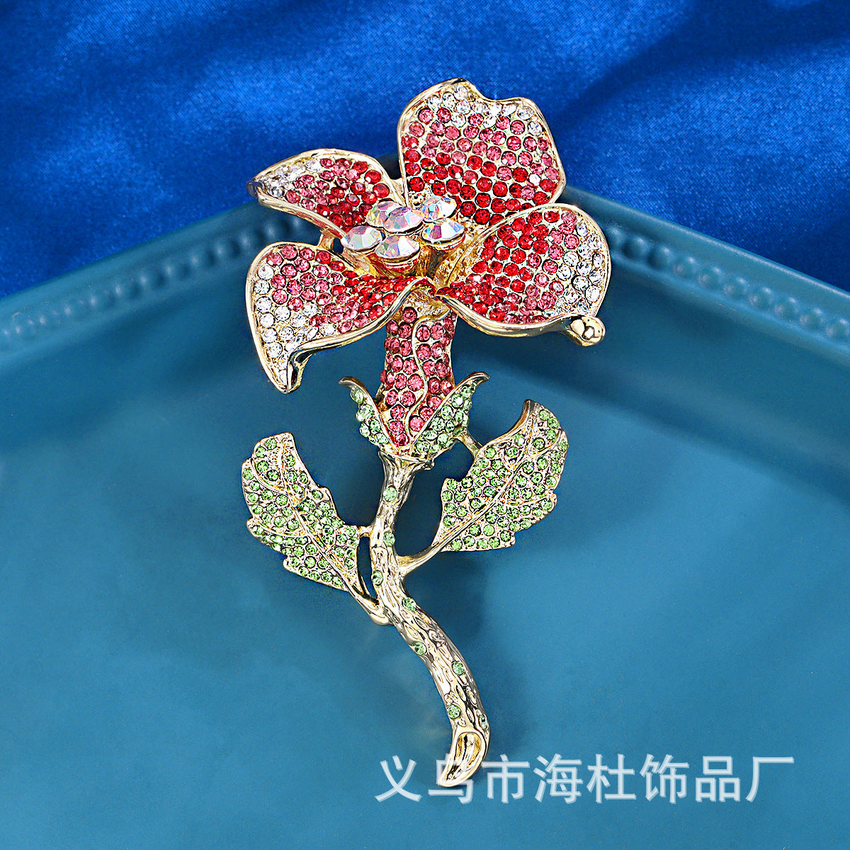 Retro flower brooch temperament