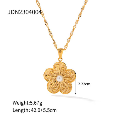 Flower Pendant Necklace