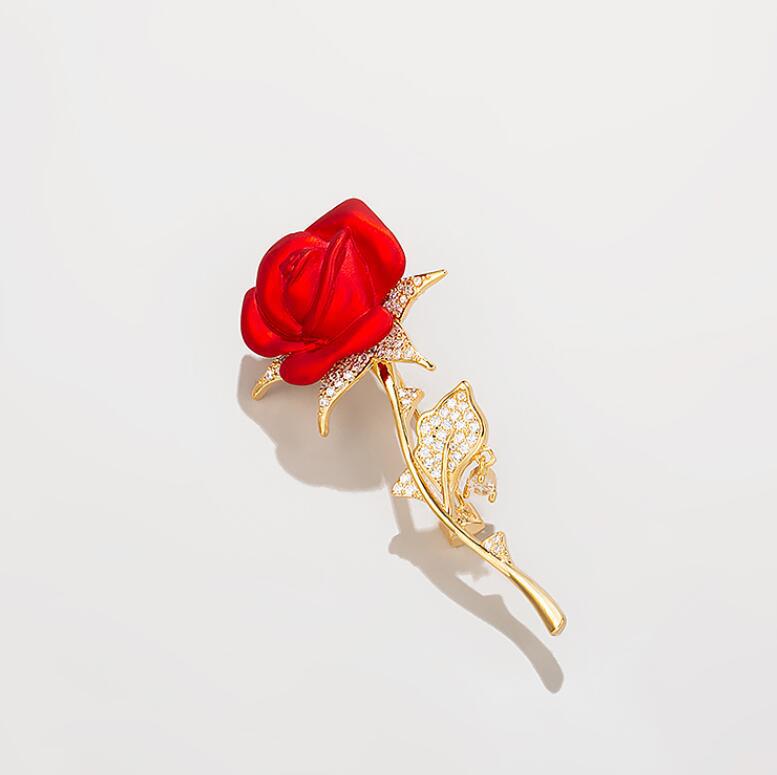 Red rose brooch new