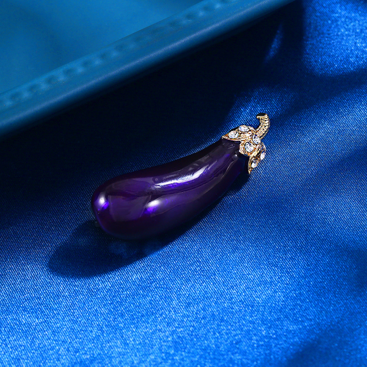 Purple dripping eggplant brooch