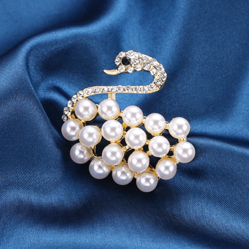 Accessories Little Swan Pearl Brooch