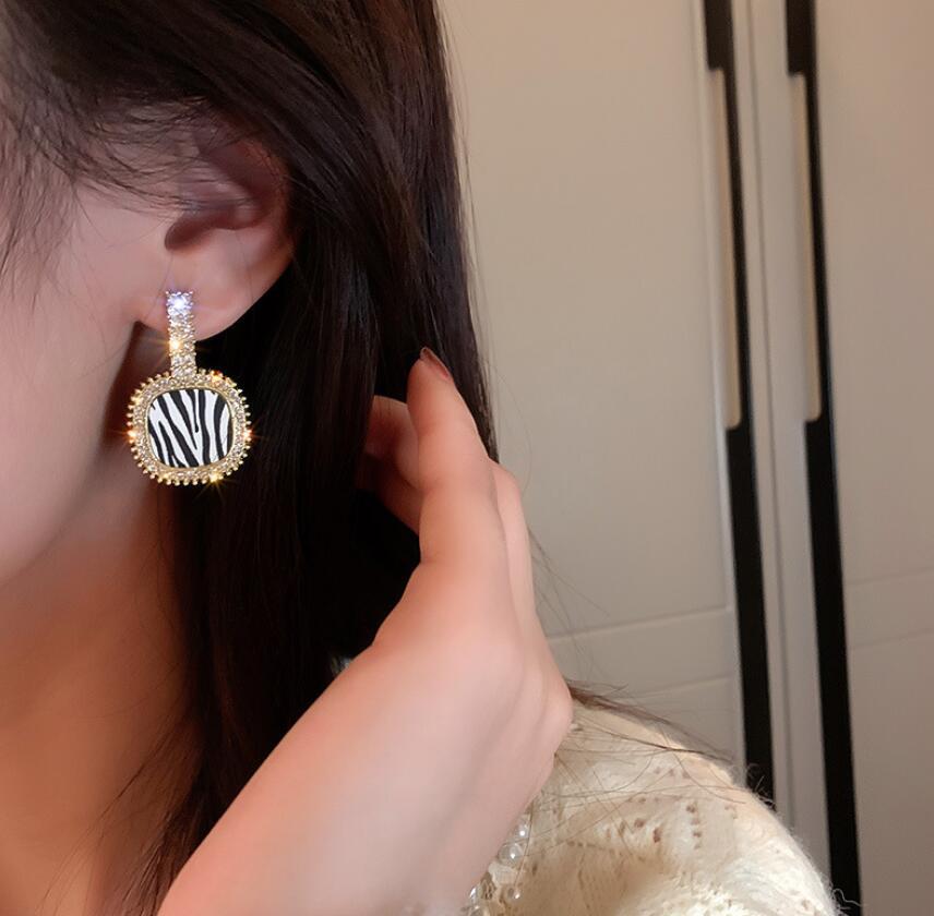 Geometric striped earrings