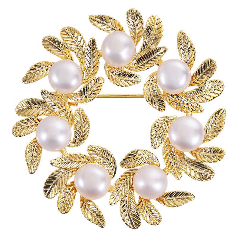 Freshwater pearl corsage