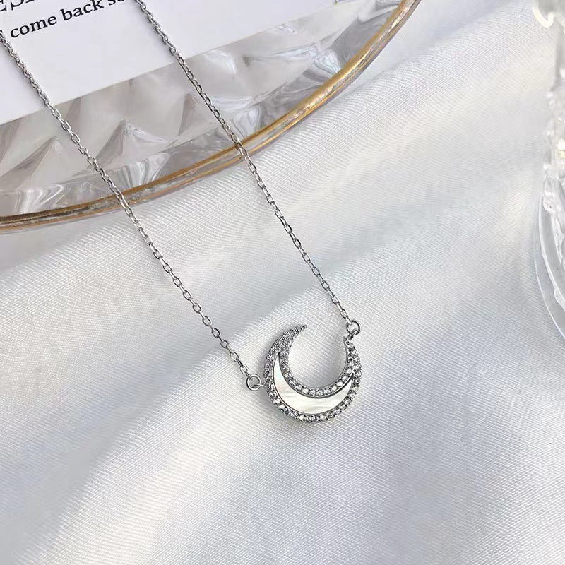 Superb Zircon Moon Necklace: 2024 New Chic Design