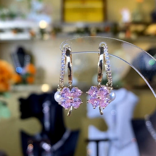 Purple crystal four-leaf flower pearl earrings