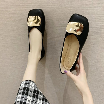 Hot-selling new flat shoes