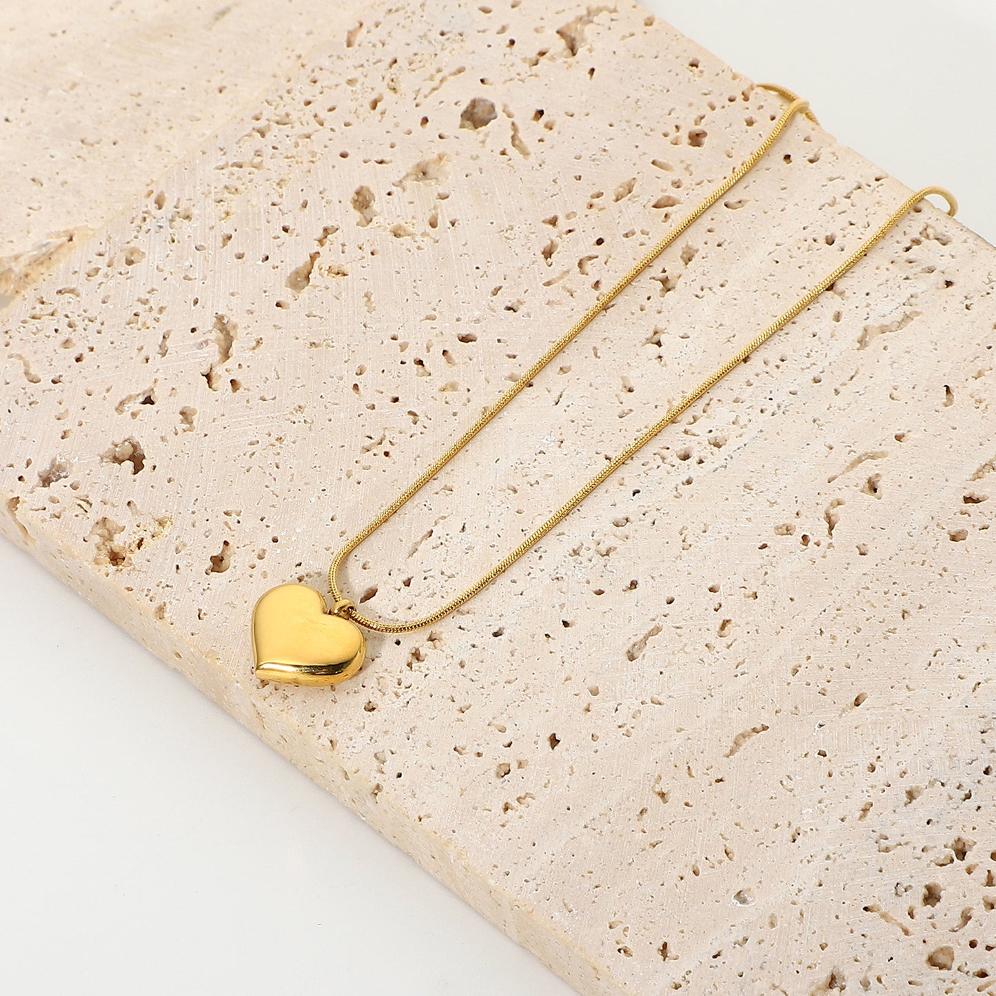 Love Heart Necklace 18K Gold