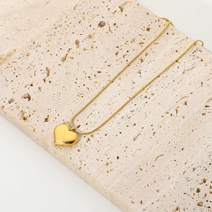 Love Heart Necklace 18K Gold