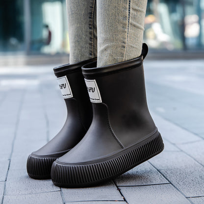 Rain shoes women's waterproof mouth medium tube rain boots are comfortable