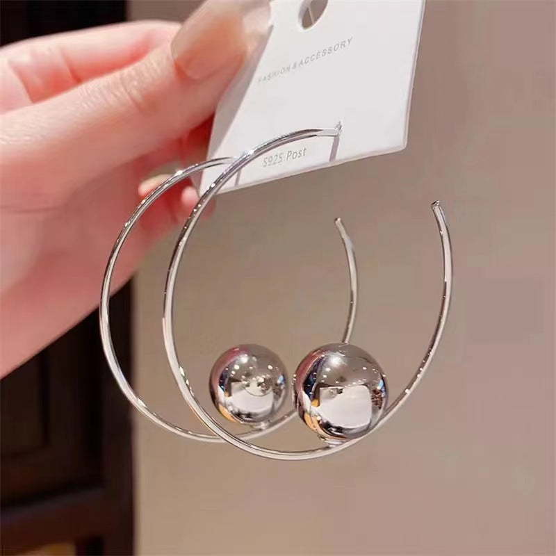 Metal large circle earrings