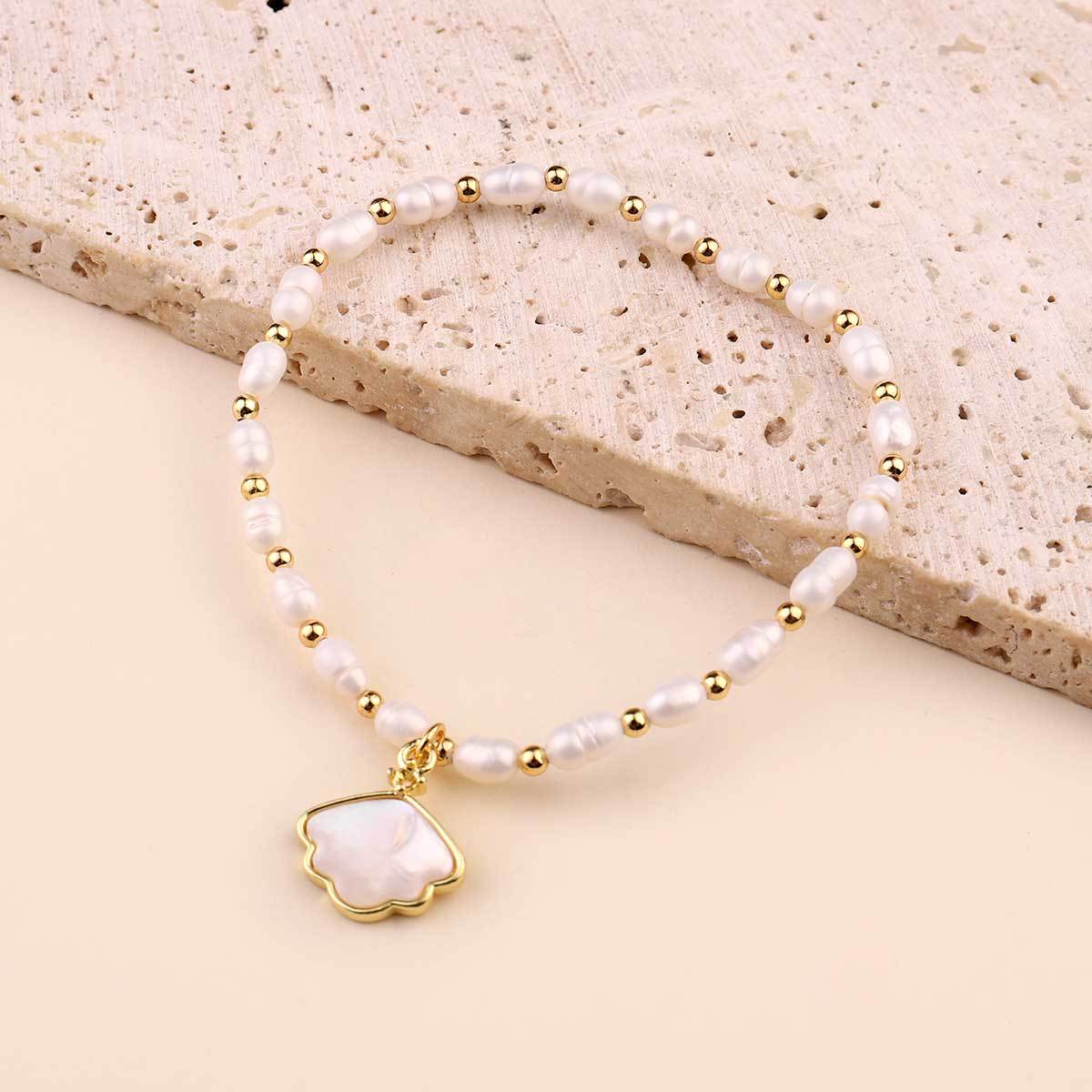 Freshwater pearl Flower natural stone jewelry bracelet.