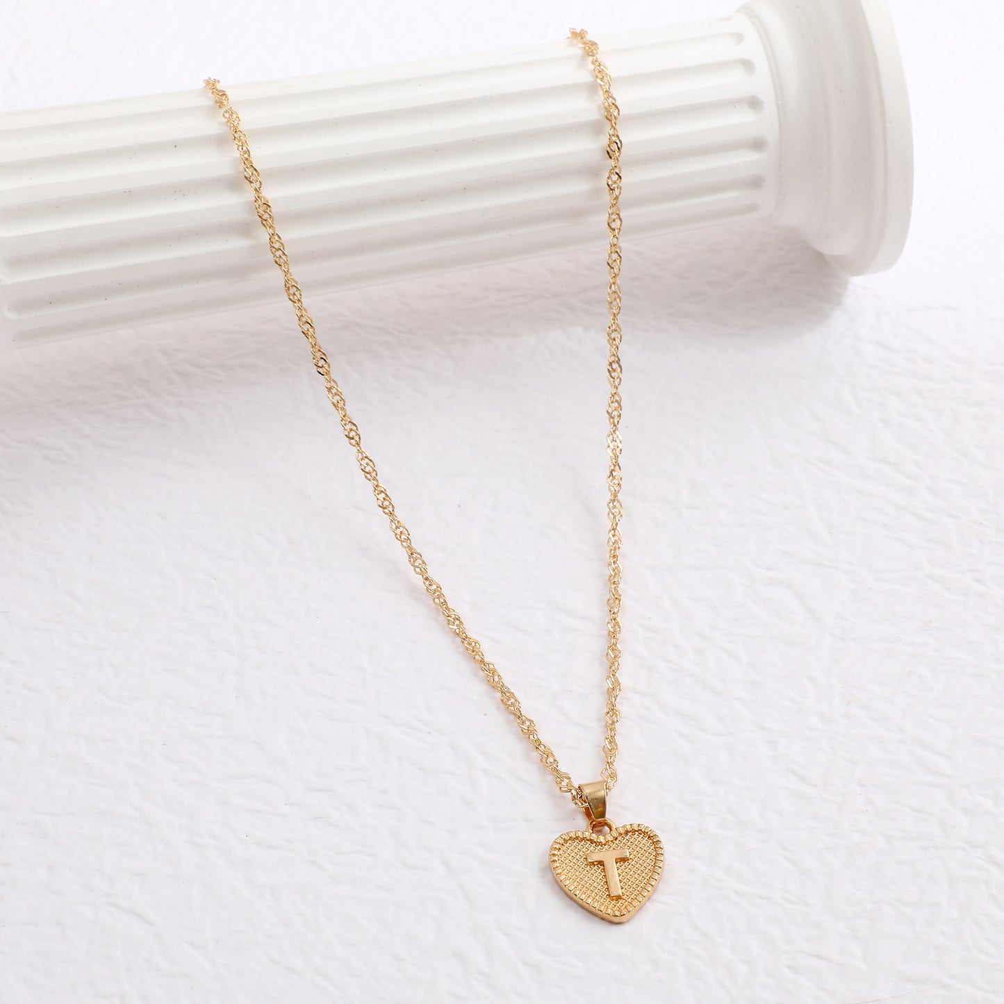 Hot selling heart letter necklace